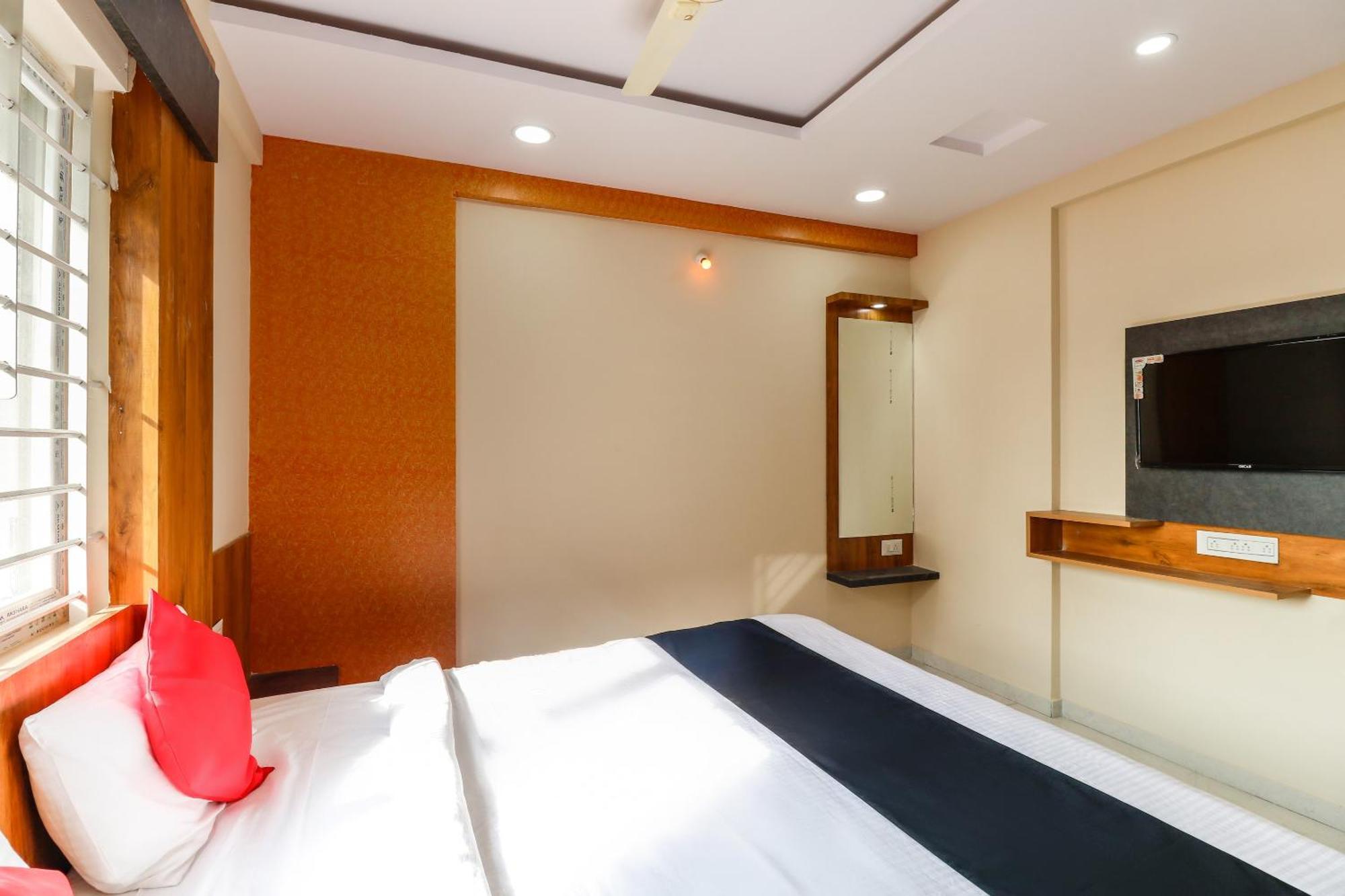 แคปิตัล โอ 62363 Nr เรซิเดนซี Hotel Yelahanka ภายนอก รูปภาพ