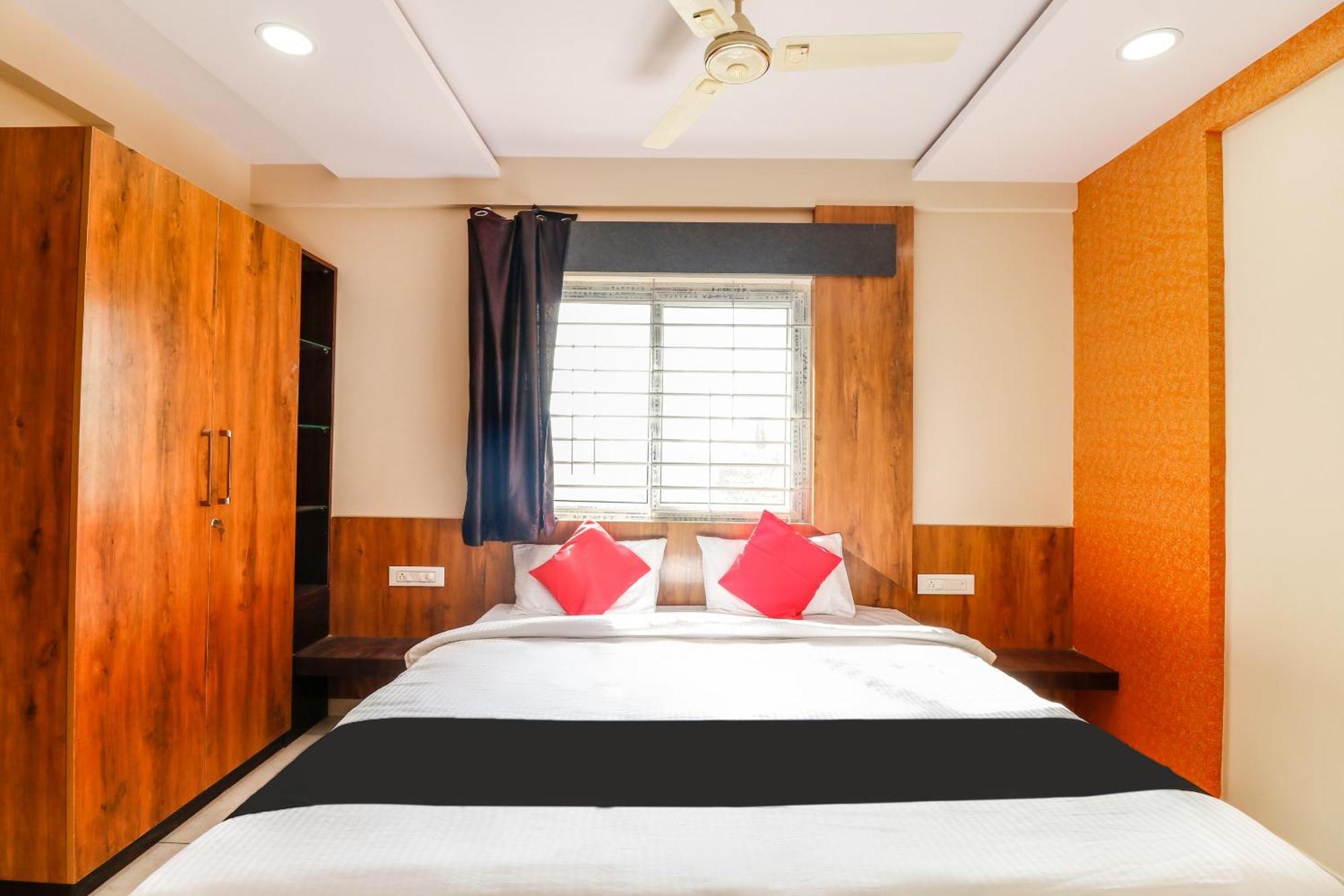 แคปิตัล โอ 62363 Nr เรซิเดนซี Hotel Yelahanka ภายนอก รูปภาพ